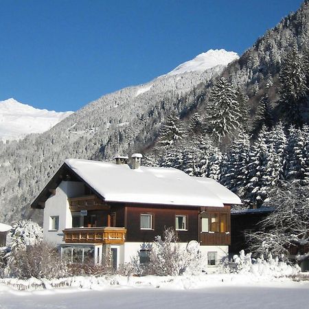 Haus Rudigier By Chatel Reizen Sankt Gallenkirch Room photo
